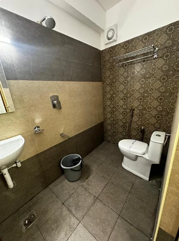 Clean bathroom at Hotel Royal Luxe, a smoke-free property